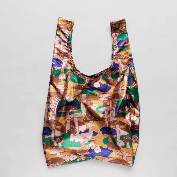 BAGGU Handbags - NWT Baggu Standard Bag - Metallic Mushroom